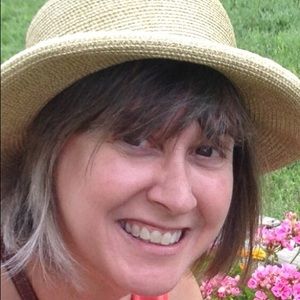 Meet your Posher, Lisa